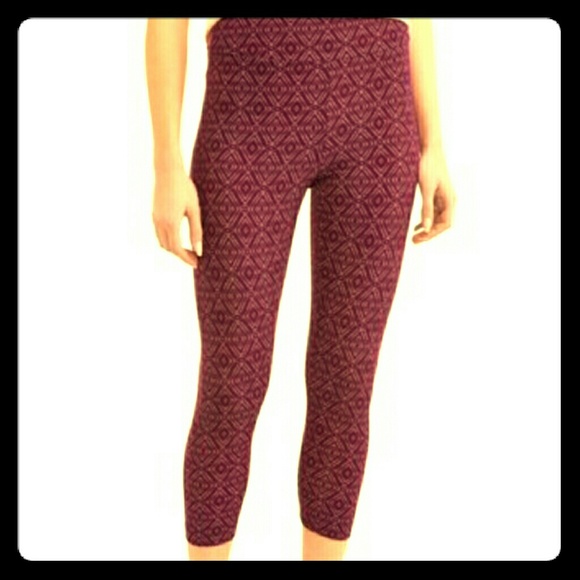 New Nwt Plus Time Tru Capri Leggings 